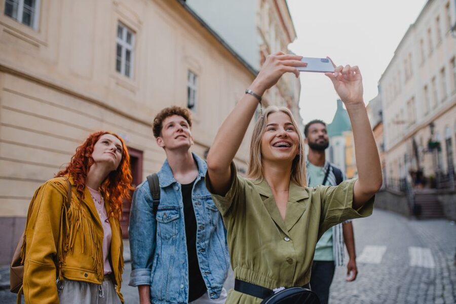 3D Salzburg: Unique VR-Tour - Who will enjoy this most?