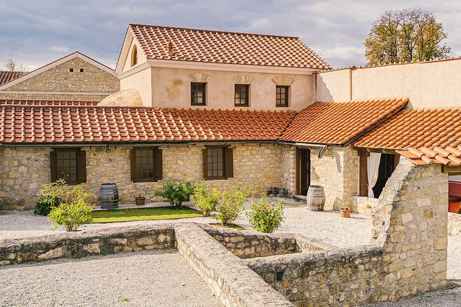 Admission Pass to The Roman Quarter and the Museum Carnuntinum - Entering the Roman Quarter and its four working buildings