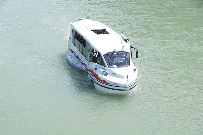 Amphibious Splash Tour on the water & on the land in Salzburg - What the Salzburg amphibious tour really offers
