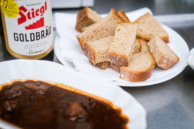 Authentic Vienna Food Tour inc. lunch, street food, 3 drinks - Street food at Brunnenmarkt