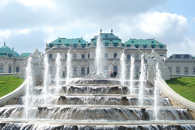 Belvedere Palace and Museum Tour - The small group makes the art easier to discuss