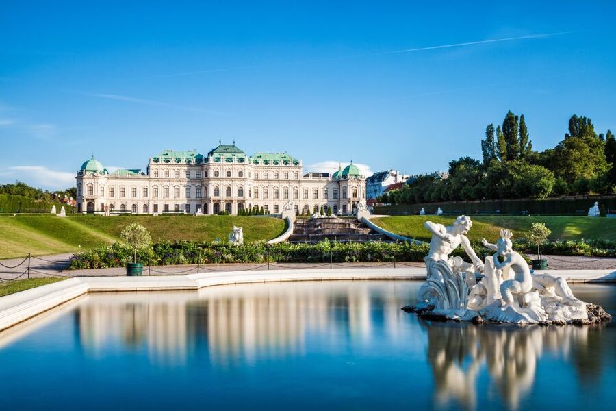 Belvedere Palace: Tour with Skip-the-Line/Transfer Options - Private transfers from your Vienna accommodation