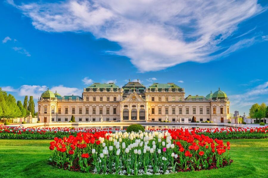 Belvedere Palace: Tour with Skip-the-Line/Transfer Options - Choosing between two hours and 3.5 hours