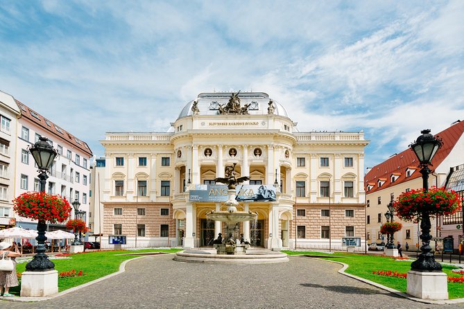 Bratislava Day Trip from Vienna With Catamaran Cruise on Danube - Why this Vienna day trip works