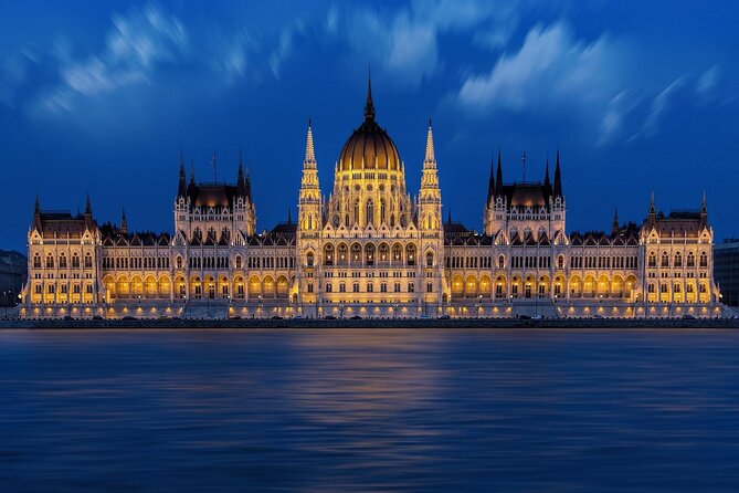 Budapest Unveiled Exclusive Day Tour - Key points at a glance