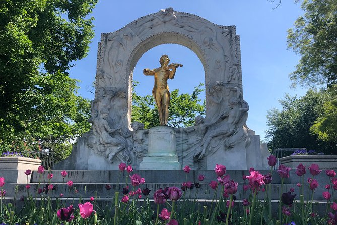 Classic Private City Tour Vienna - A private car changes the pace