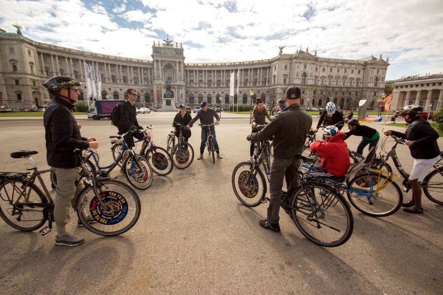 Classic Vienna: 3-Hour Guided Bike Tour - Why a bike is a smart way to see Vienna
