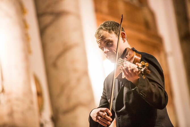 Classical concert Vivaldi 4 seasons in Karlskirche Vienna - How the acoustics work