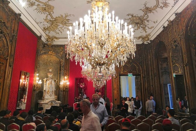 Concert at the Palais Schönborn-Batthyány by the Vienna Baroque Orchestra - Price: good for atmosphere, less so for length
