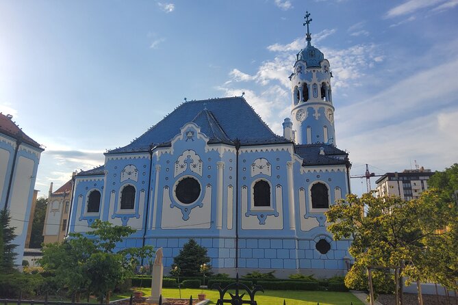 Day Trip from Vienna to Bratislava with Private Transfers - What the private guide adds
