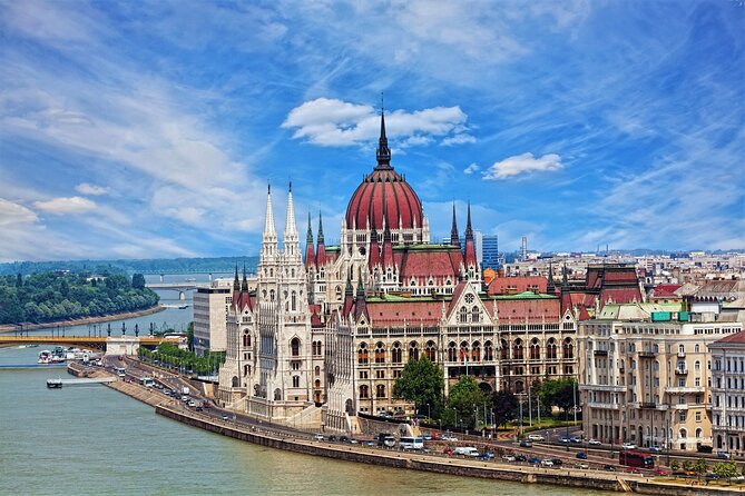 DayTrip to Budapest and Bratislava, two capitals - Key points before you book