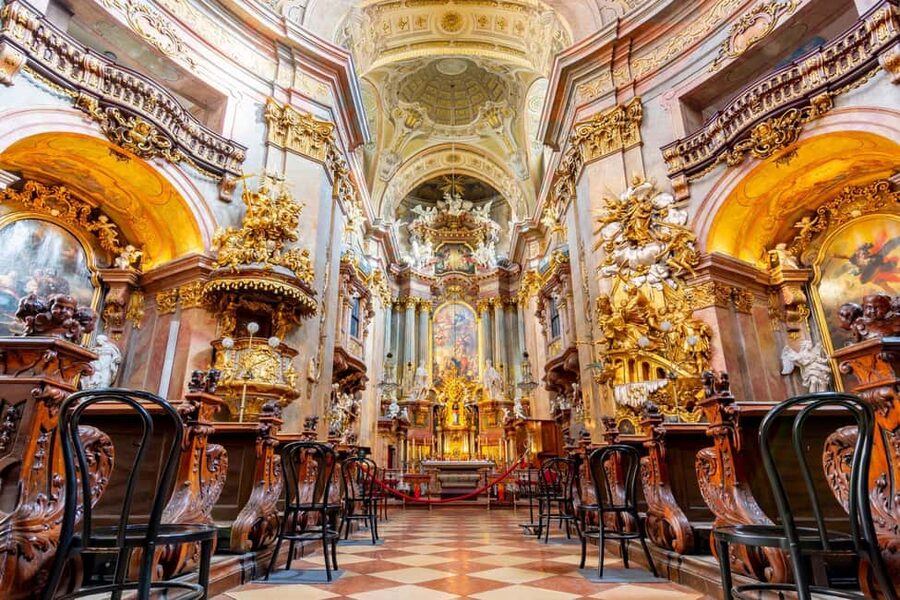 Discover 10 Things To Do in Vienna - Ultimate Walking Tour - From Albertina Palace into the Hofburg