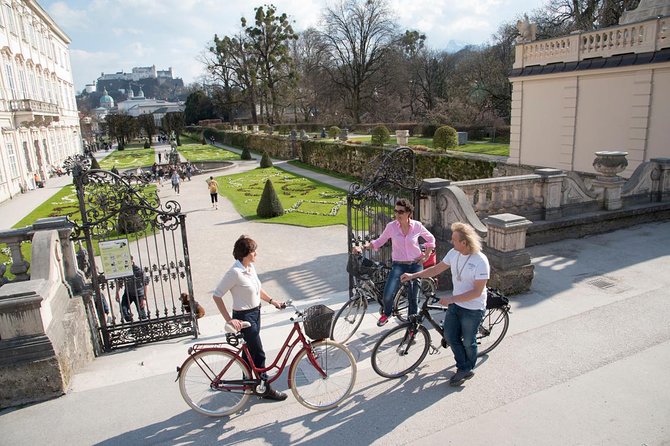 Discover Salzburg by bike: Fun and informative - The longer ride to Hellbrunn Palace
