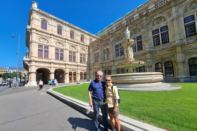 Fall in Love with Vienna Tour- the best of Vienna on foot! - What the price includes, and what it does not