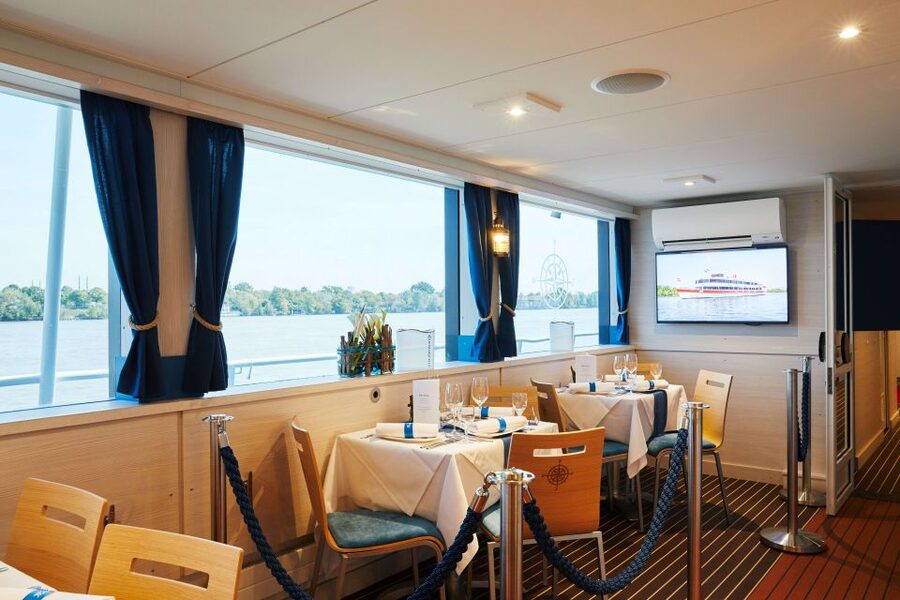 From Melk: 5-Hour Wachau River Cruise - English and German support