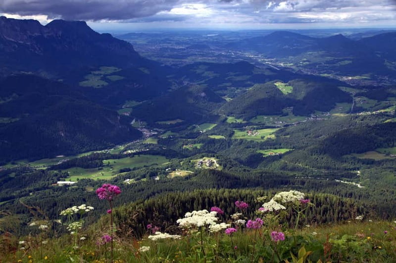 From Munich: Eagle's Nest, Königssee & Salzburg Private Tour - What this Munich day trip is really trying to do