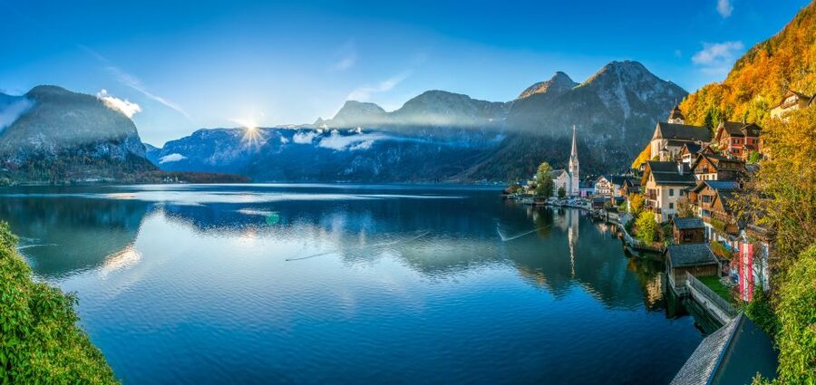 From Salzburg: Private Tour of Hallstatt - St. Gilgen gives you a picture-perfect lake stop