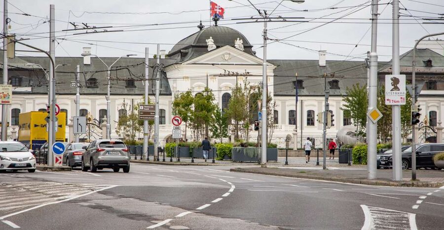 From Vienna: Bratislava Day Trip - Key things to know before booking