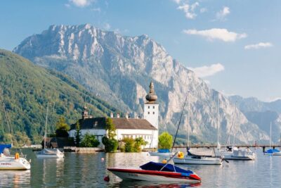 Full Day Trip to Hallstatt and Salzkammergut
