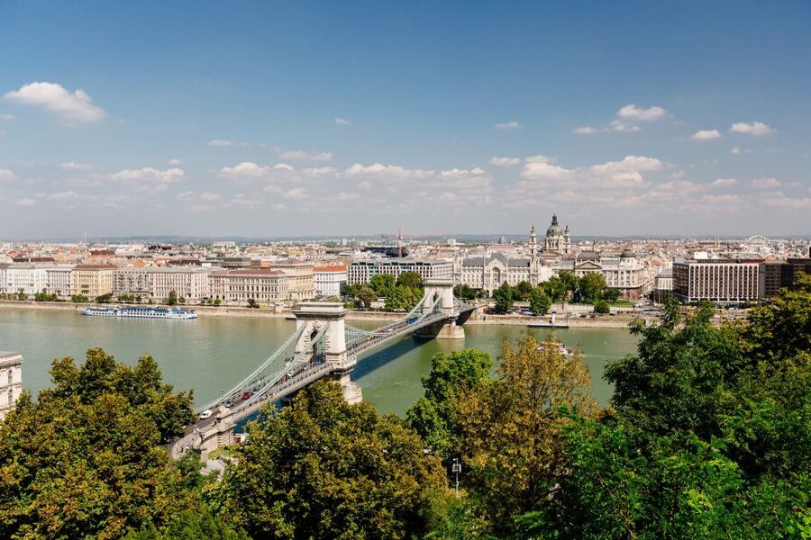 From Vienna: Guided Day Trip to Budapest - Is $163 good value?
