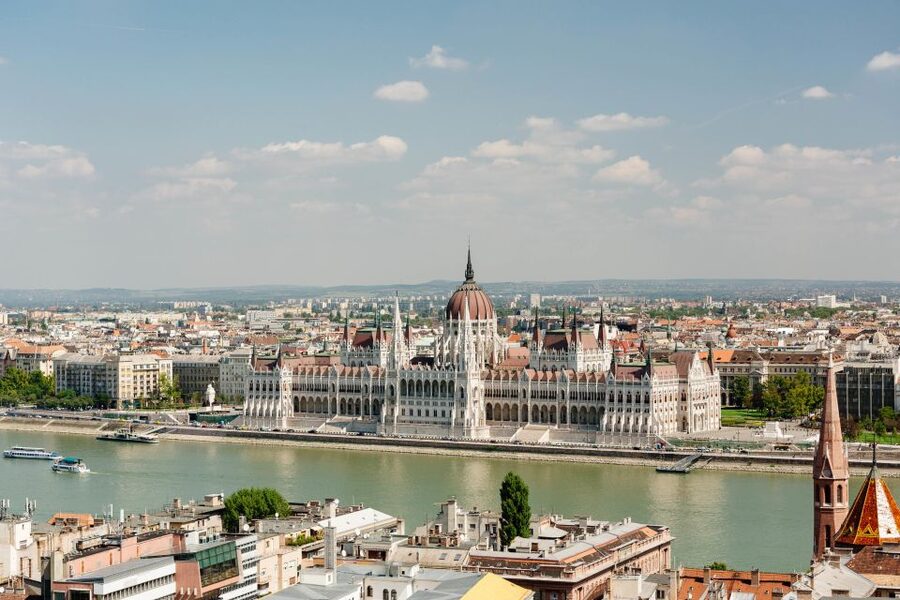 From Vienna: Guided Day Trip to Budapest - Budapest by coach: covering a lot of ground