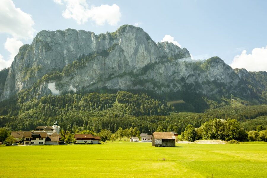 From Vienna: Guided Day Trip to Salzburg - Salzburg Old Town in 105 minutes