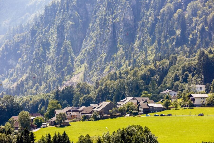 From Vienna: Guided Day Trip to Salzburg - Sound of Music locations without a separate film tour