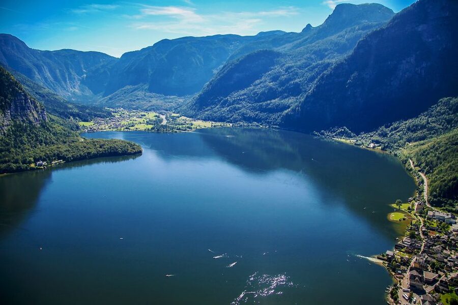 From Vienna: Hallstatt Day Trip with Hotel Pickup - First look at Hallstatt and Hallstätter See