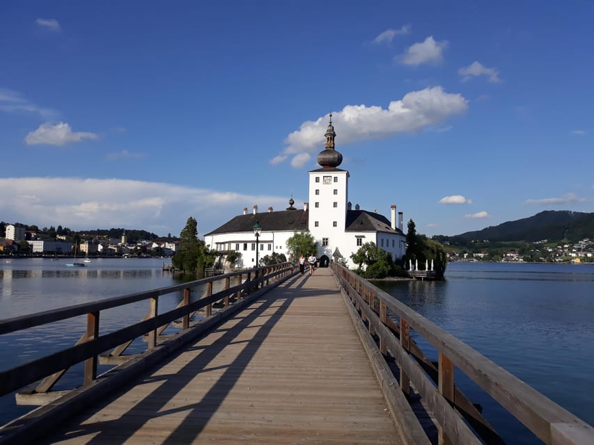 From Vienna: Hallstatt, Mountains & Alpine Lakes Day Trip - Starting at Albertinaplatz before 8 AM
