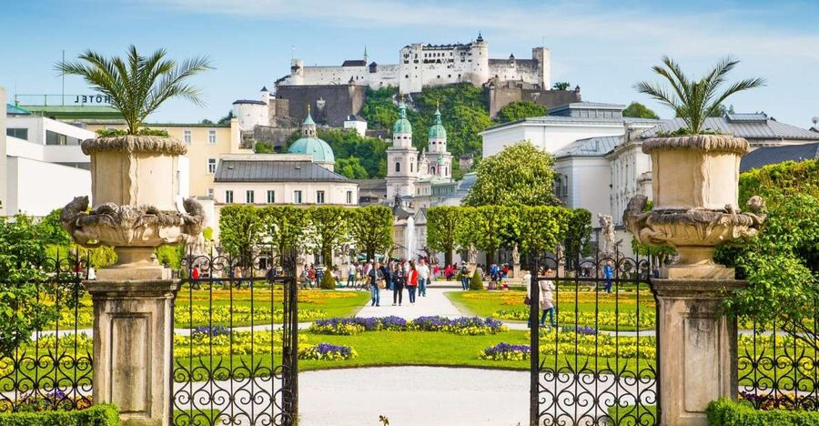 From Vienna: Salzburg Small-Group Day Trip - The early ride from Vienna to Upper Austria