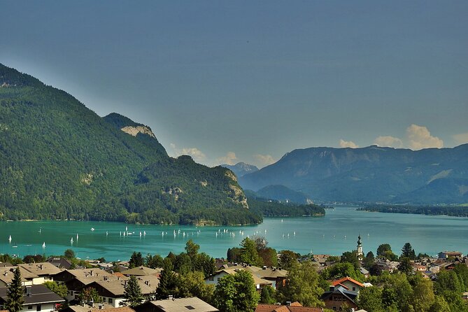 Full-Day Minivan Tour From Salzburg to Hallstatt with 5 Fingers,Lakes&Mountains - Guides, group size, and the feel of the ride