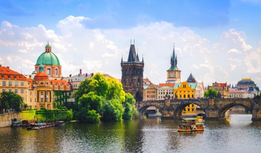 Full-Day Private Trip from Vienna to Prague - Malá Strana and the route to Charles Bridge
