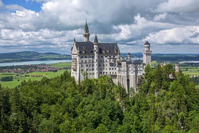 Full day small group Tour in Neuschwanstein from Innsbruck - Key points to know before booking