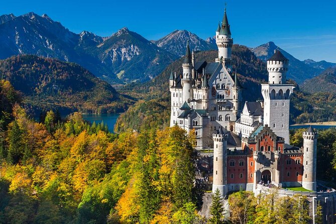 Full day small group Tour in Neuschwanstein from Innsbruck - Bavarian food and King Ludwig beer