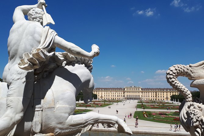 Full-Day Vienna Private Tour from Prague - St. Stephen’s Cathedral and Vienna’s old streets