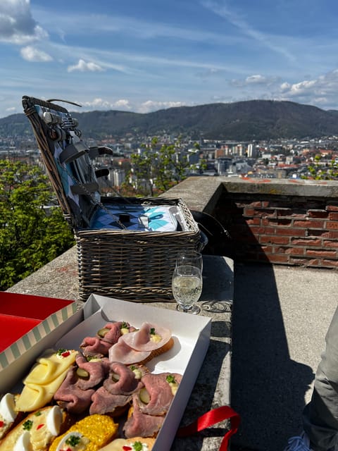 Graz: Funicular Ride & Schlossberg Picnic Experience - Timing your visit for the best light