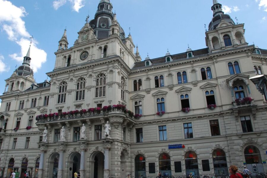 Graz Private Walking Tour - Hauptplatz and the city’s public face