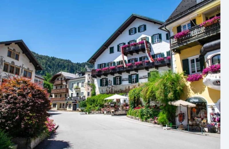 Hallstatt Highlight tour with St. Gilgen Tour from Salzburg - Hallstatt, the main event