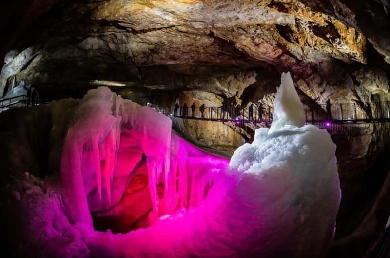Hallstatt & Ice Cave & 5 fingers Private Trip From Salzburg - Key points to know before booking