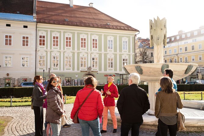 In-depth private tour through every corner of Klagenfurt - Renaissance details at the old town hall