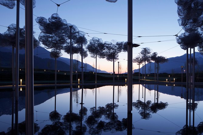 Innsbruck and Swarovski Crystal Worlds Private Tour from Salzburg - What a good private guide adds