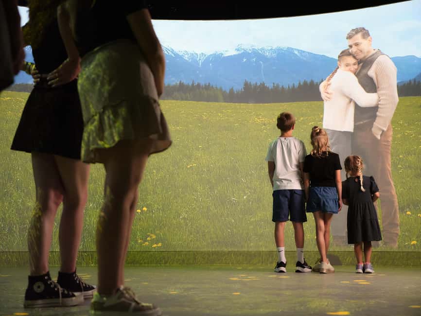 Innsbruck: EXPERIENCE TIROL - Immersive Show Flex Ticket - Mountain fires and Tyrol’s older traditions