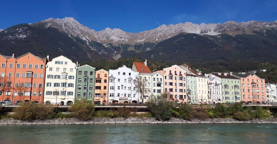 Innsbruck: Express Walk with a Local in 60 minutes - Key points at a glance