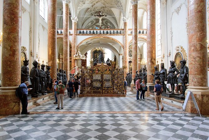 Innsbruck Old town walking tour - Reading Innsbruck’s Old Town as a whole