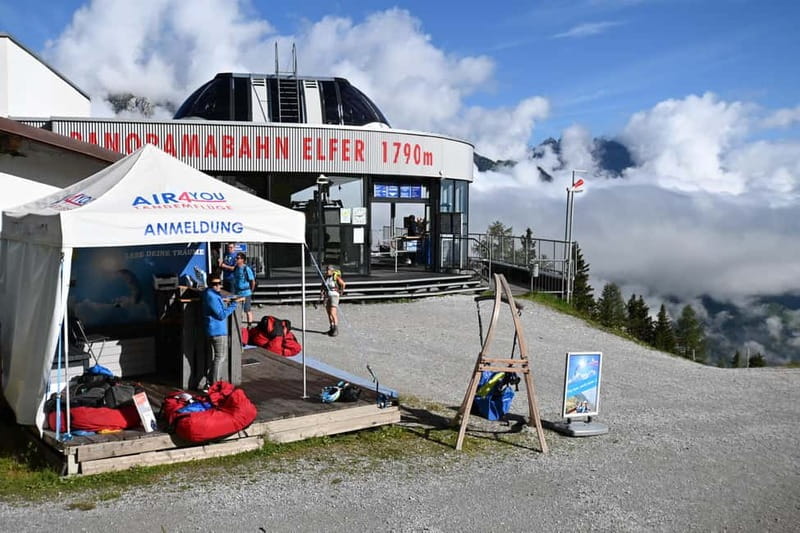 Innsbruck: Paragliding Adventure - A few steps, then the Alps