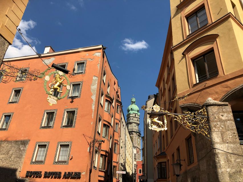 Innsbruck - "Welcome Tour" by Per Pedes. Guided City Tour. - Understanding the Hofburg from outside