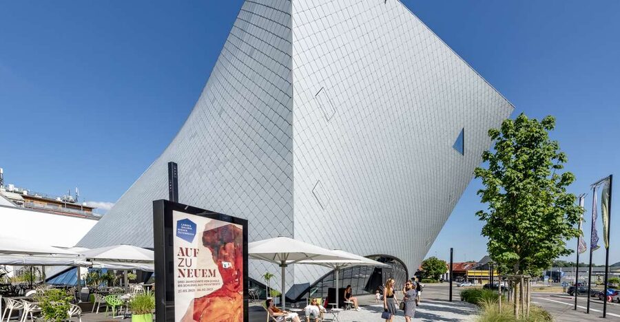 Krems: Super Combo Ticket to Kunstmeile Krems - State Gallery of Lower Austria and its roof terrace