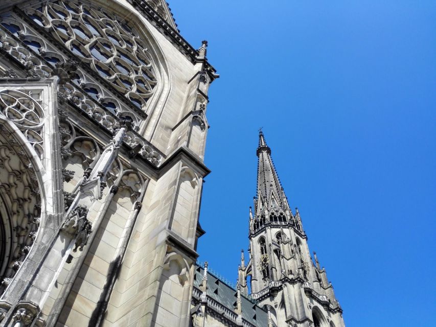 Linz Private Walking Tour - Starting at Hauptplatz and the Trinity Column