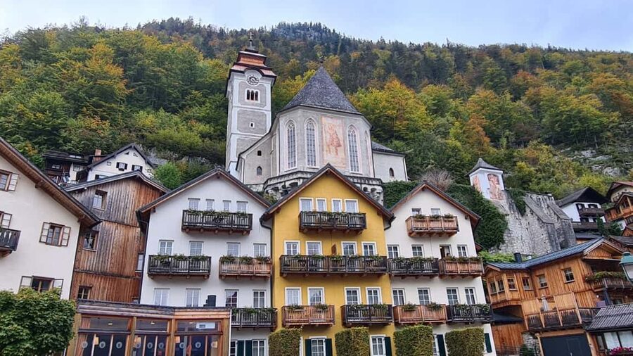 Majestic Walking Tour of Hallstatt - Language, flexibility, and cancellation
