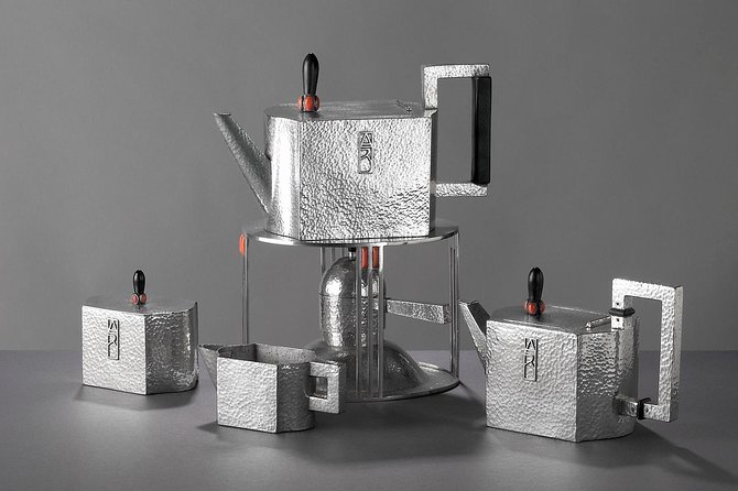 MAK - Museum of Applied Arts, Vienna, Ticket - Opening hours, transport, and the practical details